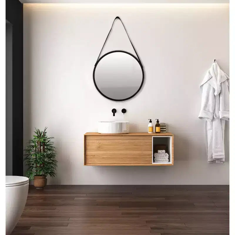 Kiera Grace 18" Specchio Rotondo Hamlyn Nero: Stile Moderno, Cornice in Plastica, Nessun Montaggio, Montaggio a Parete