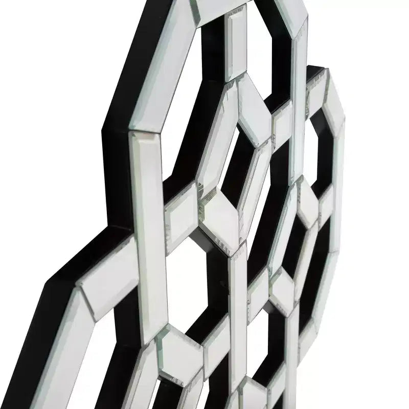 Specchio da parete Howard Elliott 20"x20" con linee specchiate intersecanti: forma moderna e innovativa, nessun assemblaggio richiesto