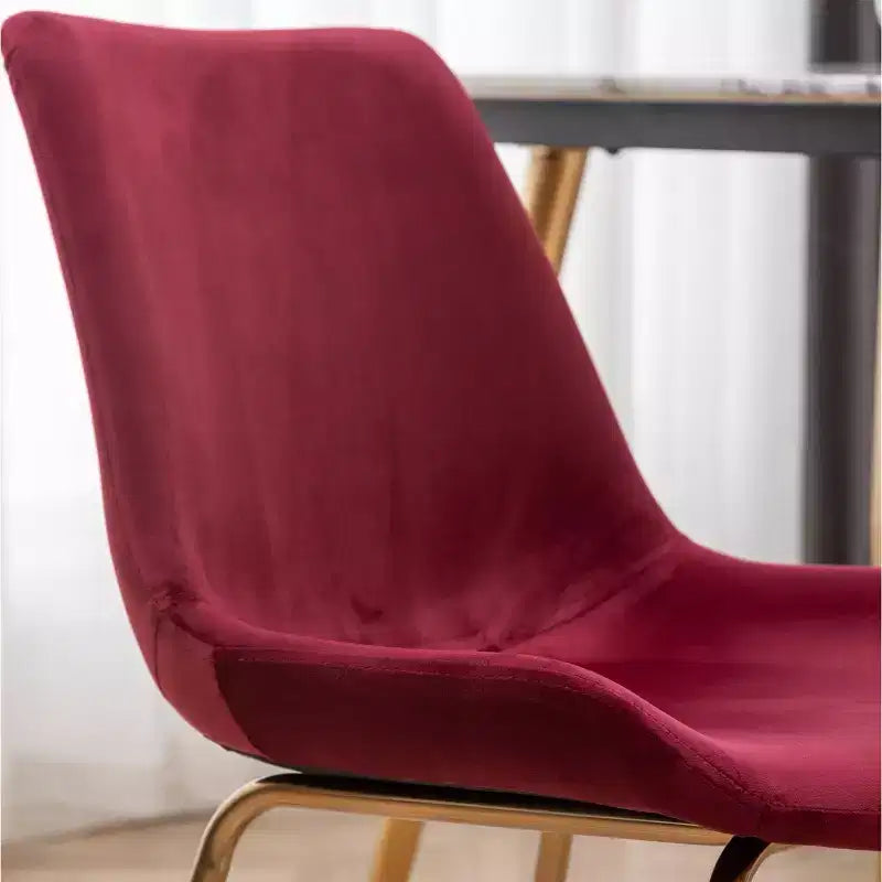 Sedia da pranzo moderna in velluto Aufurr di Roundhill Furniture, rossa, set da 2