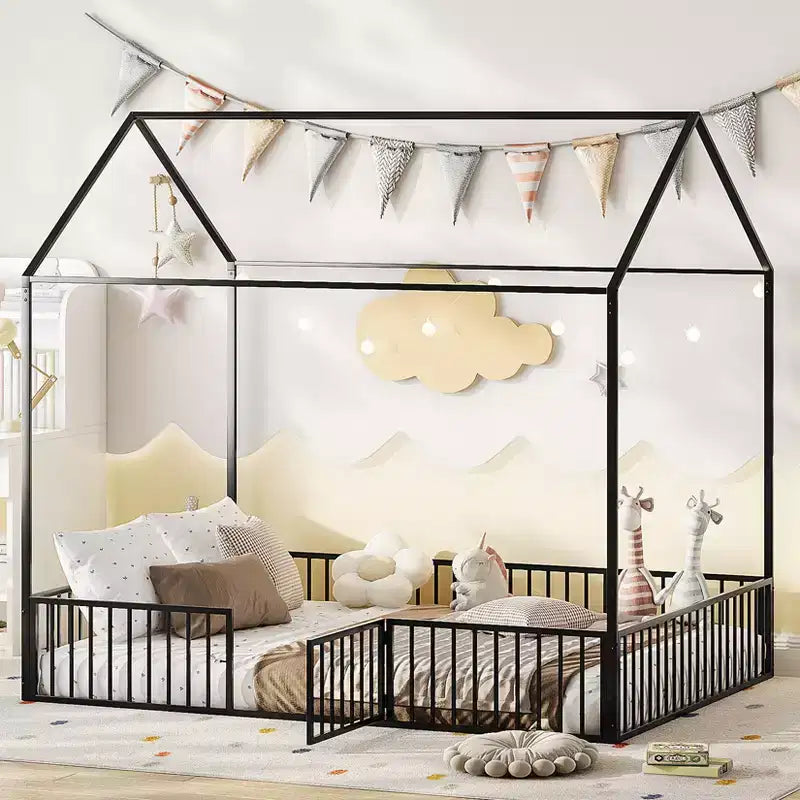 Letto a casetta per bambini, Letto Montessori a pavimento per bambini, Letto a casetta in metallo con porta, Struttura letto a pavimento per bambini, Letto Montessori a pavimento con sponde