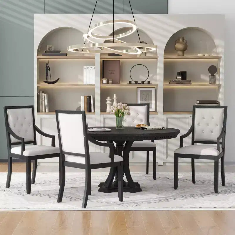 Set da pranzo allungabile rotondo Whisen Farmhouse da 5 pezzi con 4 poltrone imbottite
