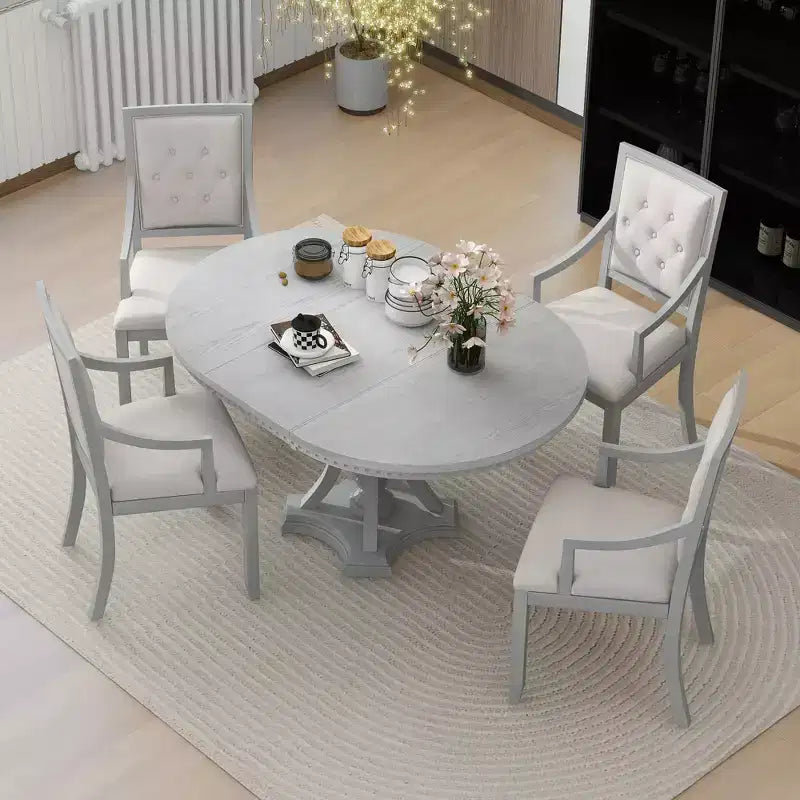 Set da pranzo allungabile rotondo Whisen Farmhouse da 5 pezzi con 4 poltrone imbottite