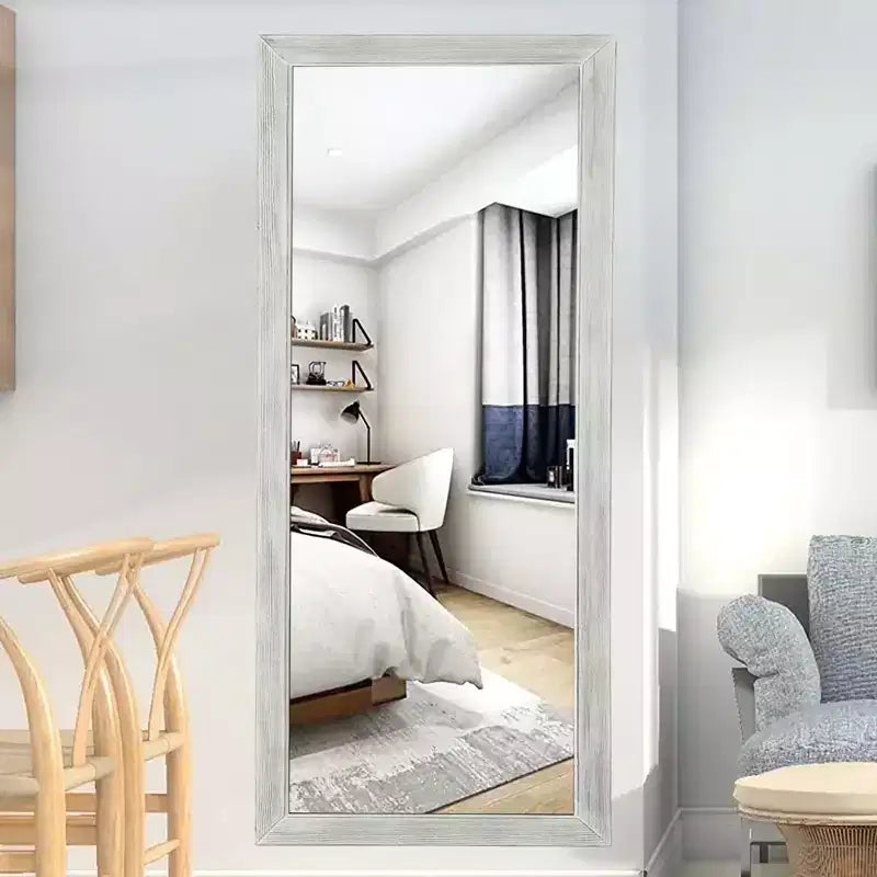 PexFix 21 in. L x 64 in. H Specchio decorativo rettangolare moderno con cornice in legno massiccio a figura intera