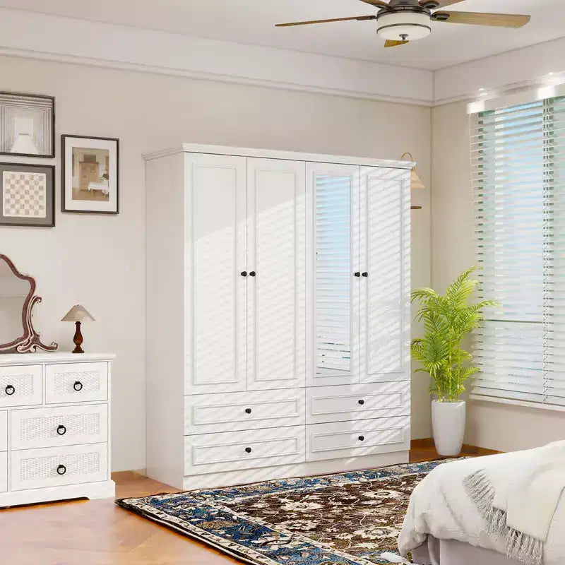 Armadio Keloyid in legno bianco da 156 cm con 4 cassetti e 2 ripiani