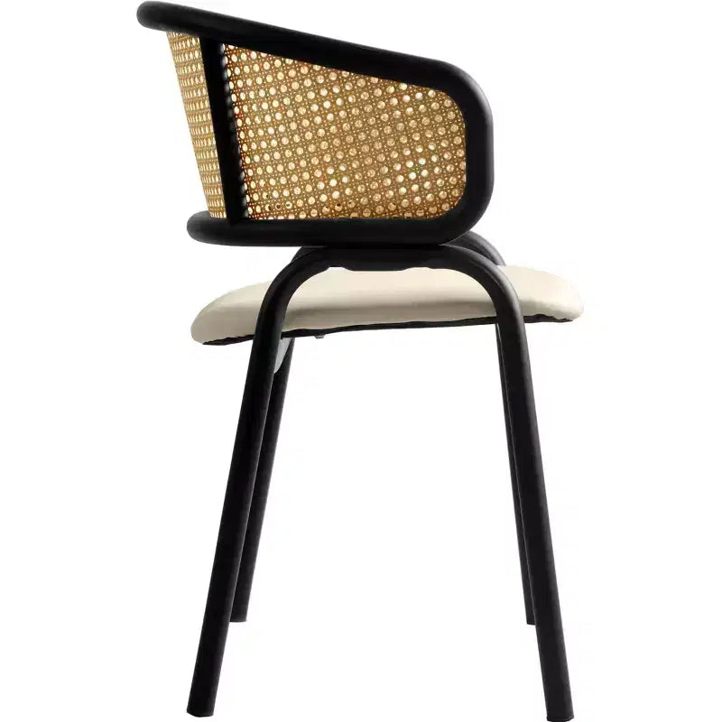 LeisureMod Ervilla Set di 2 sedie da pranzo con schienale in vimini, sedile in pelle e struttura in acciaio nero, moderno, per cucina interna, sala da pranzo, posti a sedere a tavola