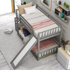 Letto a castello Whisen Wood con due letti singoli, scivolo convertibile e scaletta