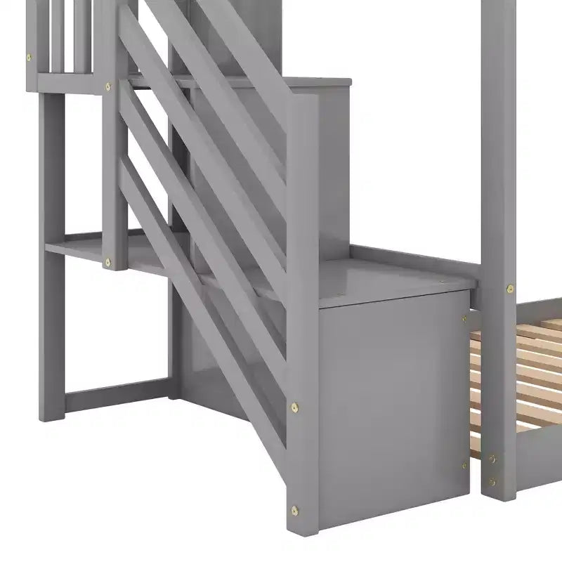 Letto a castello Whisen Wood con due letti singoli, scivolo convertibile e scaletta