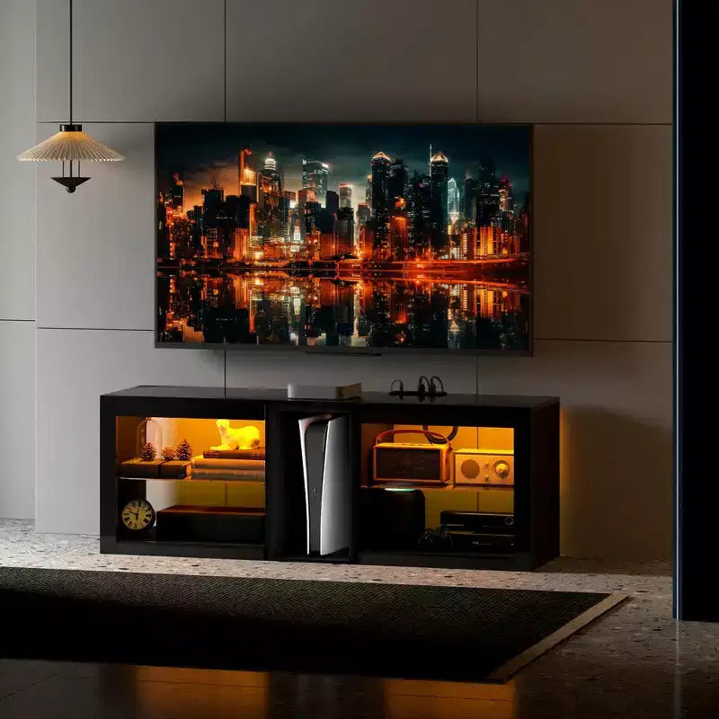 Mobile TV moderno HOMCOM con luci LED e prese di corrente per TV da 55 pollici, mobile TV a centro di intrattenimento lucido da 51 pollici con ripiani in vetro regolabili