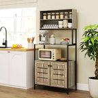 HOMCOM Scaffale da Panettiere con Presa di Corrente, Mobile Bar Caffè con Ripiani, Supporto Microonde con Ante a Persiana, Venatura del Legno Grigia