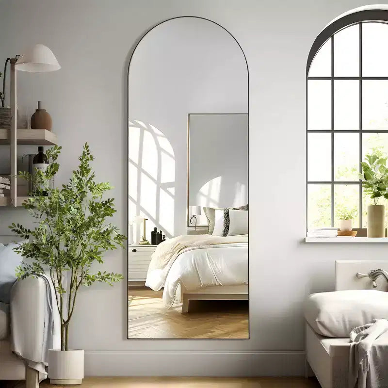 PexFix Specchio a figura intera ad arco in legno massello 71x31 Specchio da terra in nero
