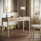 Scrivania Jofran Gramercy Mid-Century Modern Chevron a tre cassetti con ricarica USB