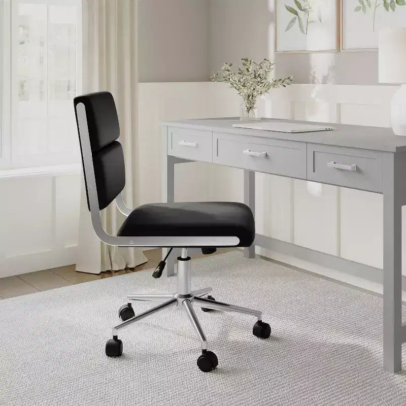 Sedia da ufficio imbottita Lulu di Martha Stewart