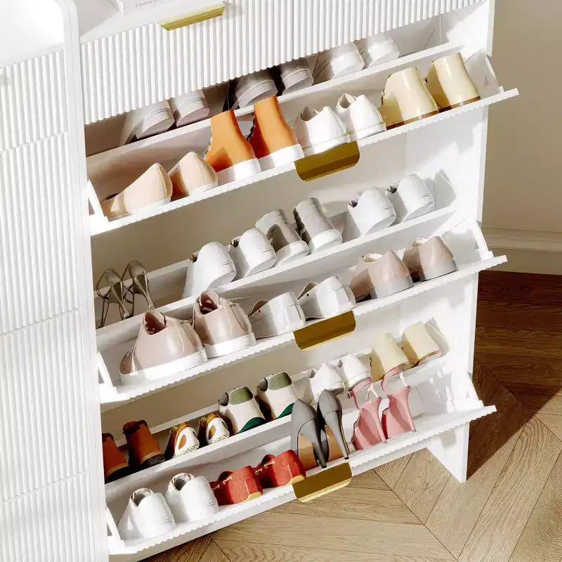 Scarpiera moderna con 3 ante a ribalta e 2 cassetti piccoli e gancio, organizer slim scanalato per scarpe, mobiletto stretto per ingresso