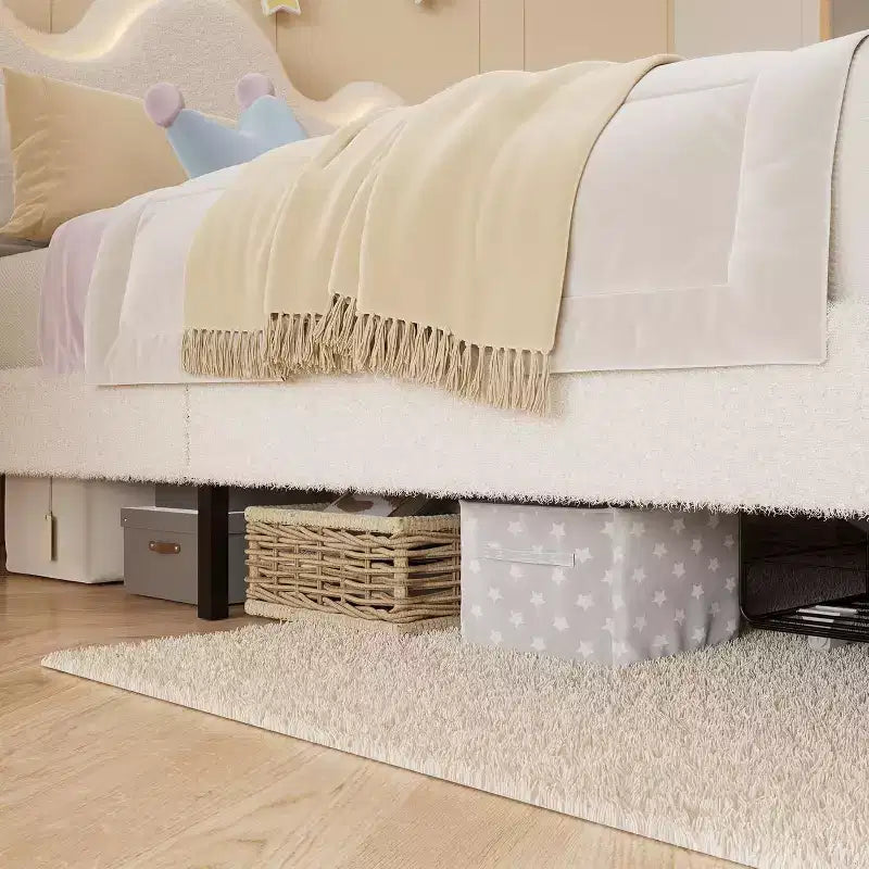Struttura letto imbottita con testiera per ragazze, piattaforma in tessuto bouclé con cassetti contenitori, design principessa per bambini, supporto robusto in doghe di legno.