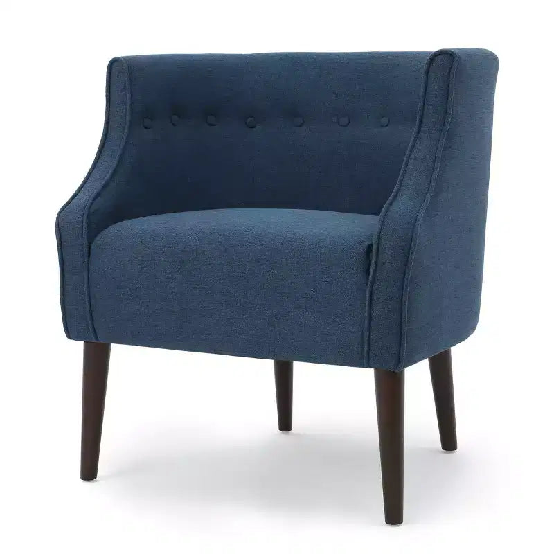 Poltrona in tessuto Okak, poltroncina a bottoni, elegante poltroncina imbottita con gambe in legno di betulla per soggiorno e camera da letto