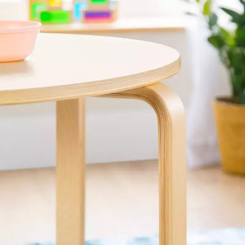 Guidecraft Nordic Set Tavolo e Sedie per Bambini - Bianco: Tavolo Rotondo in Legno per Bambini per Attività Manuali e Scrittura | Mobili per Sala Giochi | Tavolo Attività per Bambini con 4 Sedie