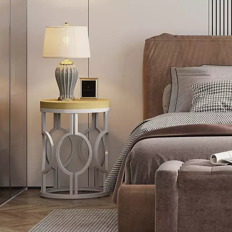 Tavolino Rotondo Lantine, Tavolino Laterale Rustico con Struttura Vuota in Metallo Bianco, Comodino Piccolo per Soggiorno, Camera da Letto, Facile Montaggio