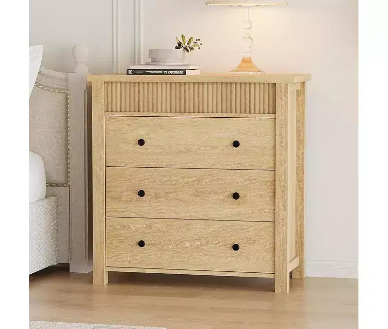 Comodino moderno a 3 cassetti scanalato - Mobile contenitore in legno - Organizzatore elegante - Finitura rovere naturale, 3 scomparti