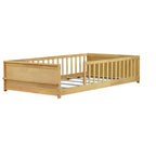 Bellemave Letto a Piattaforma Matrimoniale con Scaffale Integrato, Spondine e Robusta Struttura in Legno, Design Salvaspazio per la Camera dei Bambini