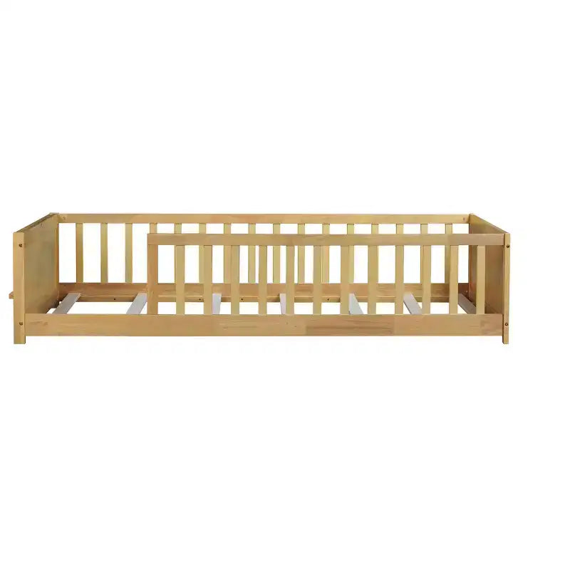 Bellemave Letto a Piattaforma Matrimoniale con Scaffale Integrato, Spondine e Robusta Struttura in Legno, Design Salvaspazio per la Camera dei Bambini