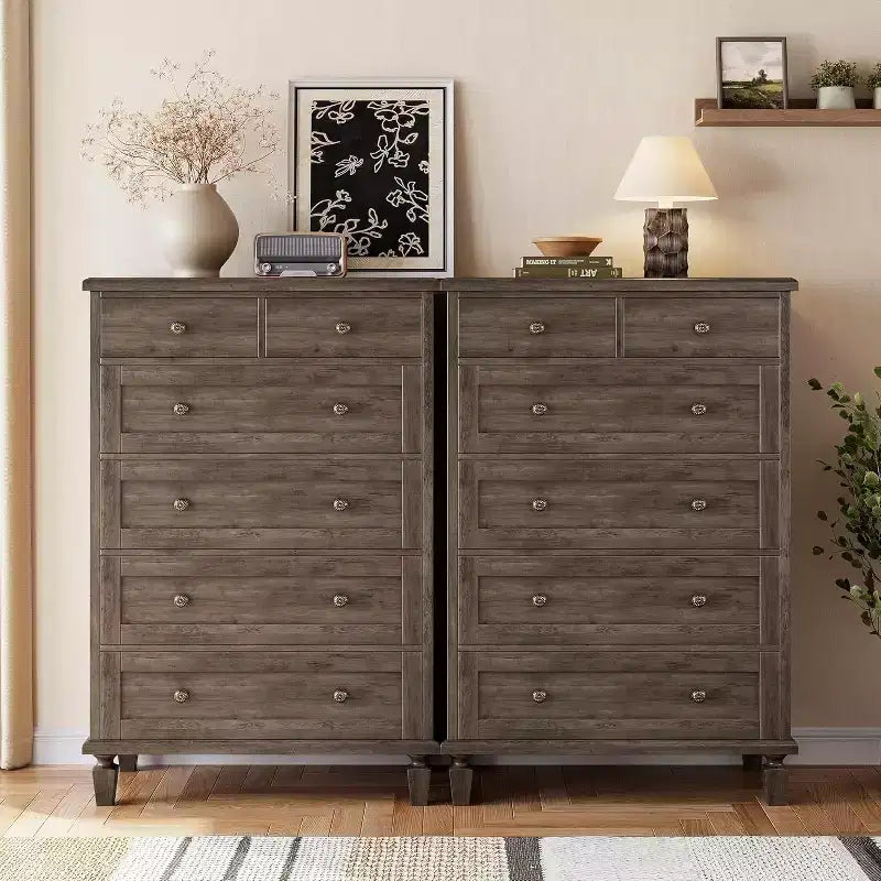 Comò Vintage a 6 Cassetti con Gambe Affusolate, Cassettiera Alta in Legno per Camera da Letto, Soggiorno o Ingresso, Finitura in Legno Invecchiato
