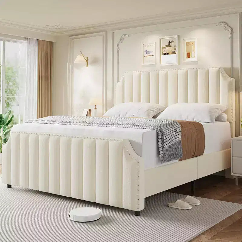 Struttura Letto Imbottita California King con Testiera Pediera e Doghe in Legno, Nessun Box Spring Richiesto
