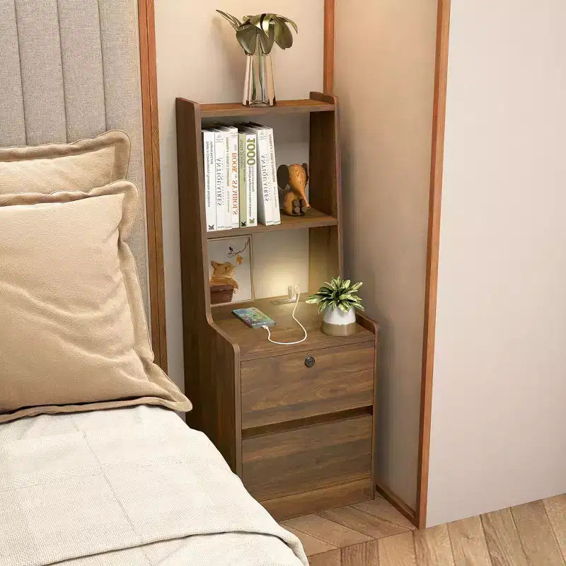 Comodino moderno con stazione di ricarica, luce LED/notturna, armadietto con serratura (legno)