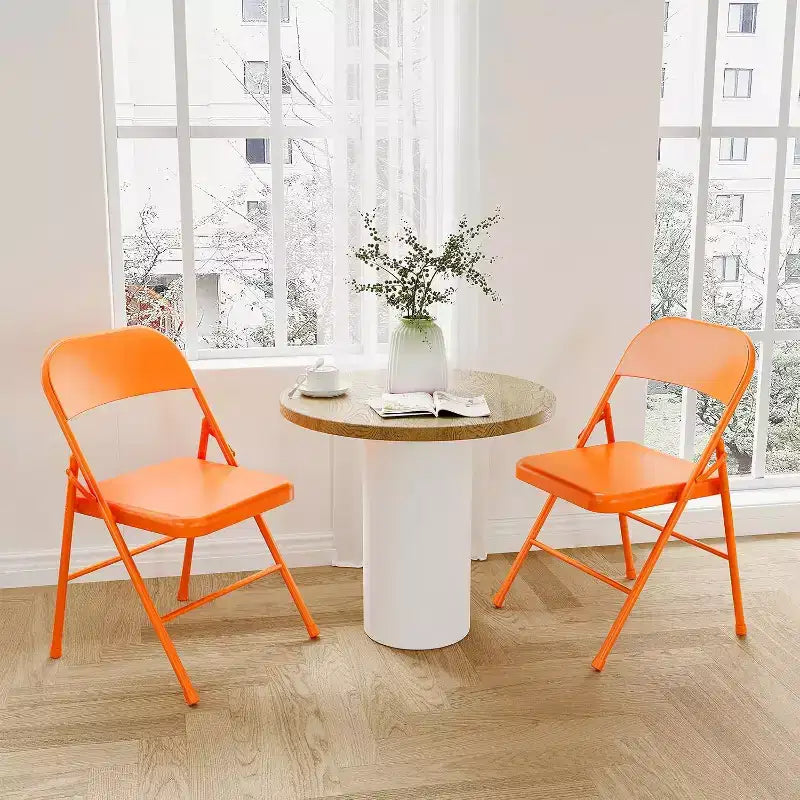 Set di 2 sedie pieghevoli in metallo arancione, supporta 158 kg ciascuna, portatile e pieghevole per uso interno/esterno