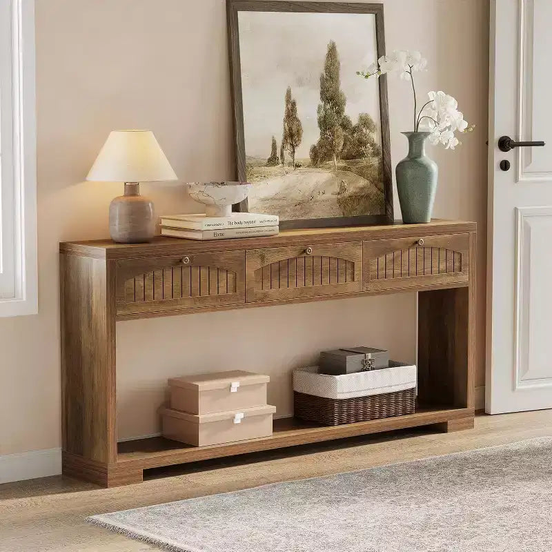 Tavolo console lungo Lantine da 179,8 cm con 3 cassetti, tavolo da ingresso stretto in stile rustico con mensole a 2 livelli per corridoio, soggiorno, divano, marrone rustico