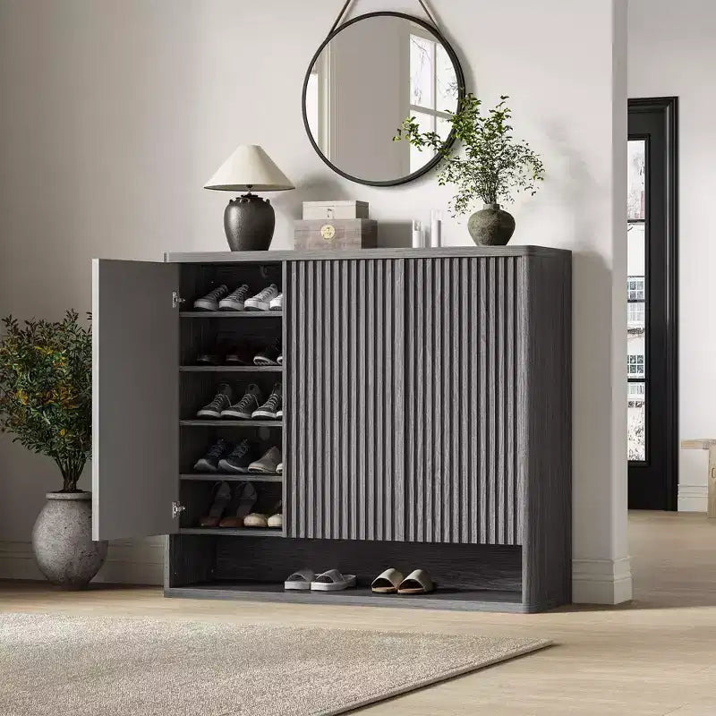 Scarpiera grande (46 coppie) con anta a coste e ripiani regolabili, capacità 30-35 paia, organizer per scarpe in legno da ingresso per soggiorno
