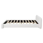 Letto Imbottito in Bouclé Bianco con Morbido Profilo Curvo, Supporto in Legno Resistente e Facile Montaggio per Camere da Letto Moderne e Accoglienti, King