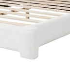 Letto Imbottito in Bouclé Bianco con Morbido Profilo Curvo, Supporto in Legno Resistente e Facile Montaggio per Camere da Letto Moderne e Accoglienti, King