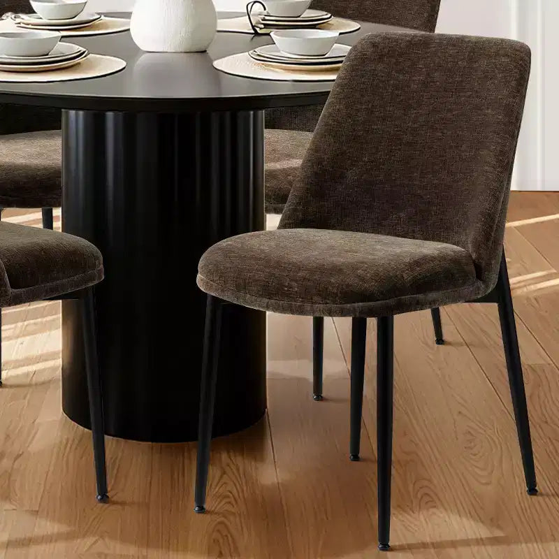 Set di 4 moderne sedie da sala da pranzo imbottite, sedie da cucina in tessuto ciniglia con gambe in metallo nero per la sala da pranzo in famiglia-Panipeachy