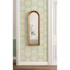 Specchio da parete ad arco in legno Hatherleigh Kate e Laurel, Marrone rustico, 12x36