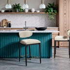 Sgabello da bancone Meridian Furniture Riccio con finitura nera e tessuto performante