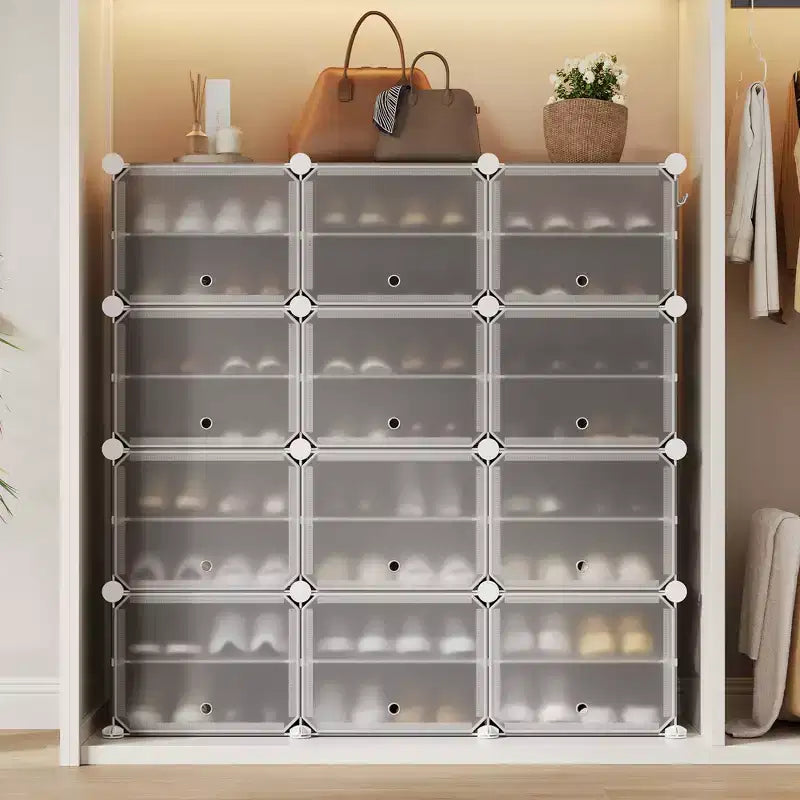 Scarpiera a 8 Ripiani a Tripla Colonna con Ganci, Scaffale Organizzatore di Calzature Extra Large a 24 Scomparti Autoportante per Guardaroba e Ingresso di Famiglia, Nero