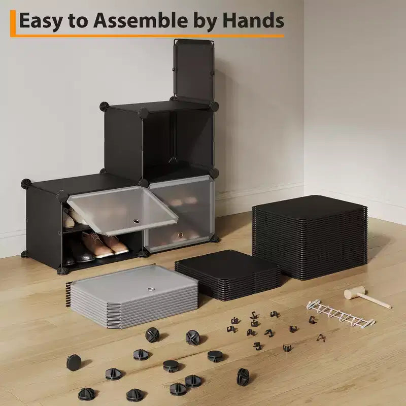 Scarpiera a 8 Ripiani a Tripla Colonna con Ganci, Scaffale Organizzatore di Calzature Extra Large a 24 Scomparti Autoportante per Guardaroba e Ingresso di Famiglia, Nero