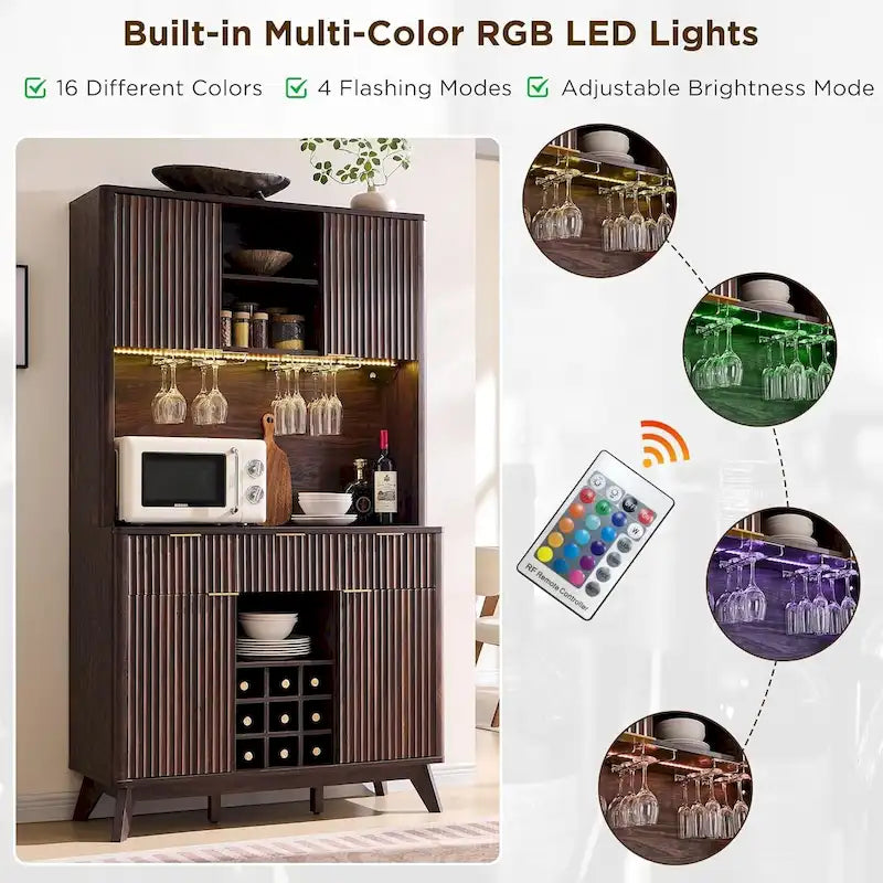 Mobile bar scanalato da 72 pollici con luci LED RGB, portabottiglie e stazione di ricarica – Quercia Naturale / Noce Scuro / Bianco Antico, Singolo