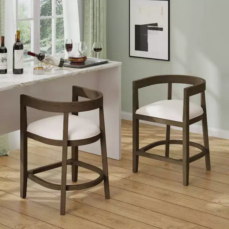 Christopher Knight Home Set di 2 sgabelli da bar alti 64 cm Gina imbottiti in legno di gomma, noce