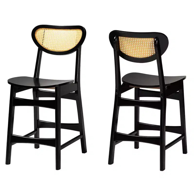 Set di 2 sgabelli da bar Baxton Studio Hesper in legno e rattan altezza bancone Marrone scuro/Marrone chiaro: seduta fissa da 61 cm, struttura in legno di gomma