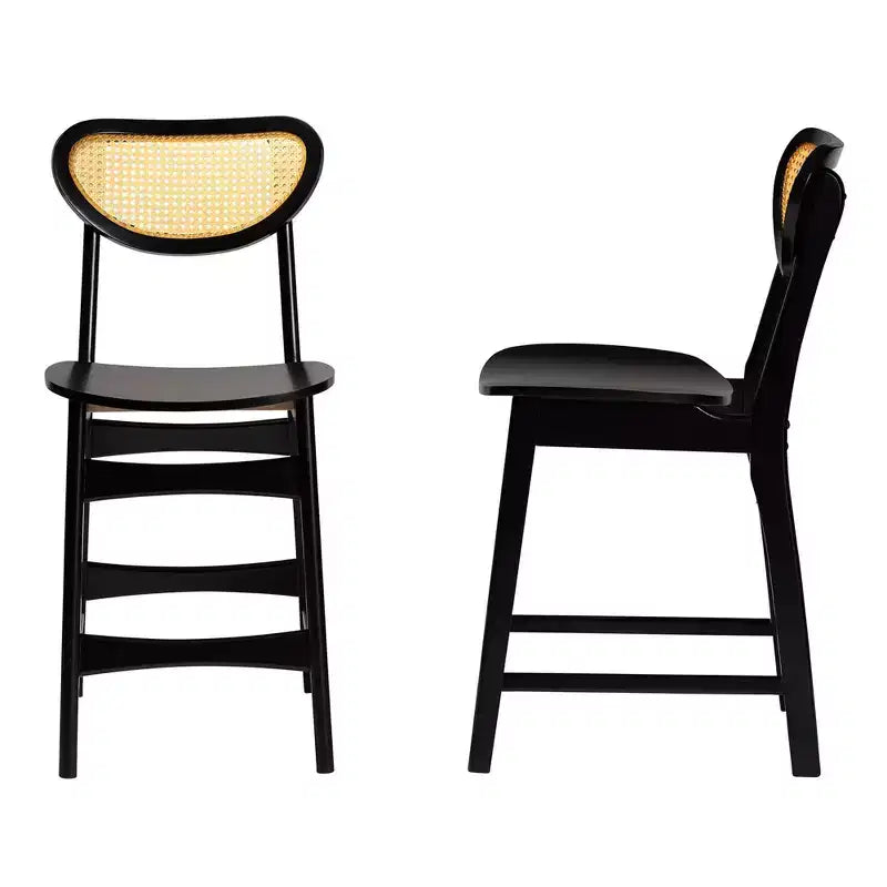 Set di 2 sgabelli da bar Baxton Studio Hesper in legno e rattan altezza bancone Marrone scuro/Marrone chiaro: seduta fissa da 61 cm, struttura in legno di gomma