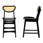 Set di 2 sgabelli da bar Baxton Studio Hesper in legno e rattan altezza bancone Marrone scuro/Marrone chiaro: seduta fissa da 61 cm, struttura in legno di gomma