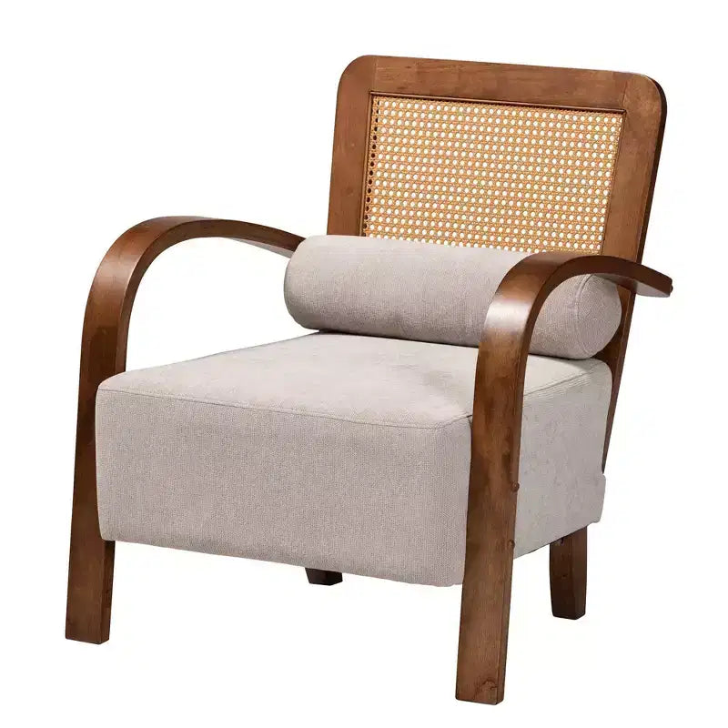 Poltrona Baxton Studio Sage in tessuto e legno con rattan intrecciato grigio chiaro/marrone noce/marrone naturale: Rivestimento in poliestere, telaio in legno di gomma