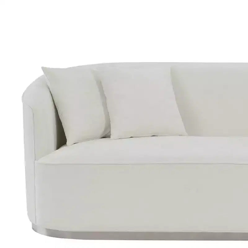 Divano Odette Acme Furniture 83" in Velluto Beige: Lussuoso Rivestito, Struttura in Legno, Include 4 Cuscini Decorativi
