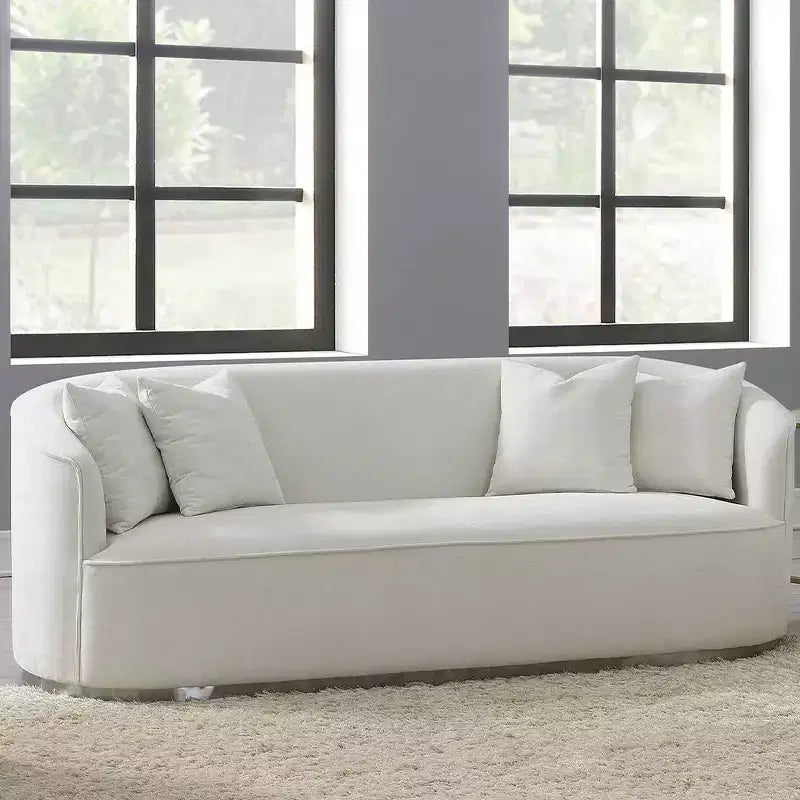 Divano Odette Acme Furniture 83" in Velluto Beige: Lussuoso Rivestito, Struttura in Legno, Include 4 Cuscini Decorativi