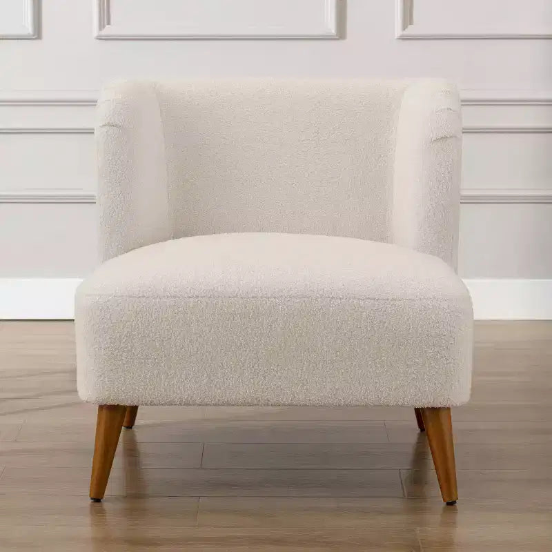 Comfort Pointe Poltrona accento Vesper Bouclé bianco latte: senza braccioli, a pozzetto, gambe in legno, cuscino in schiuma