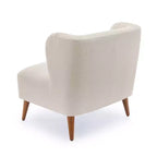 Comfort Pointe Poltrona accento Vesper Bouclé bianco latte: senza braccioli, a pozzetto, gambe in legno, cuscino in schiuma