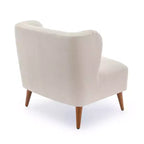Comfort Pointe Poltrona accento Vesper Bouclé bianco latte: senza braccioli, a pozzetto, gambe in legno, cuscino in schiuma