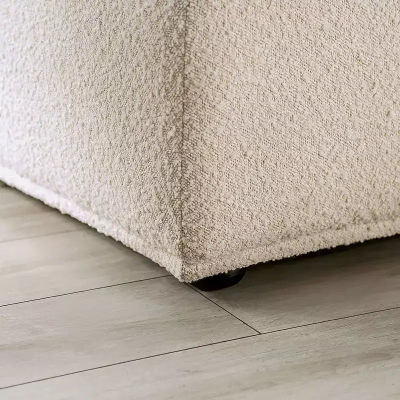 HOMES: Inside + Out Poltrona modulare moderna senza braccioli Povoa in Boucle con schienale estensibile Beige