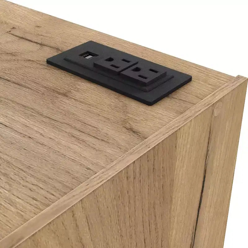 HOMES: Inside + Out Comodino Wellsgate Moderno a 1 Cassetto con Prese di Corrente Quercia Chiara
